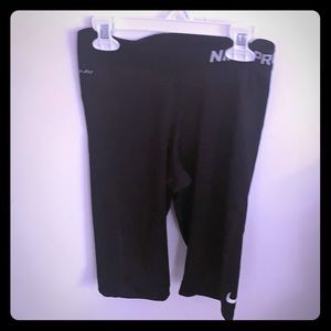 Nike knee length biker shorts small
